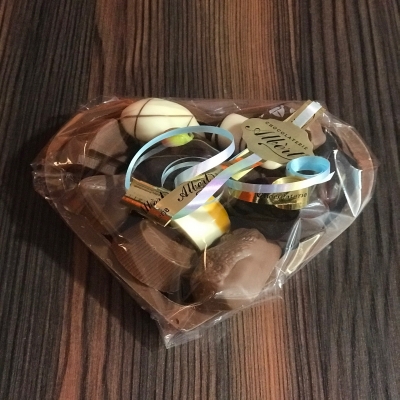 Chocolade hart gevuld met bonbons
